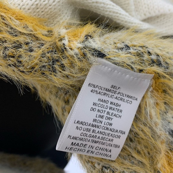 & Merci Boho Cheetah Print Fuzzy Cardigan Sweater Size Medium - Picture 7 of 9